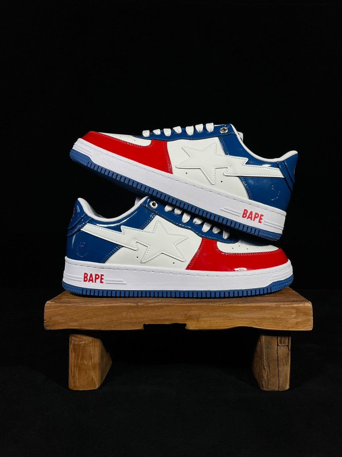A Bathing Ape Bapesta France - product view 1